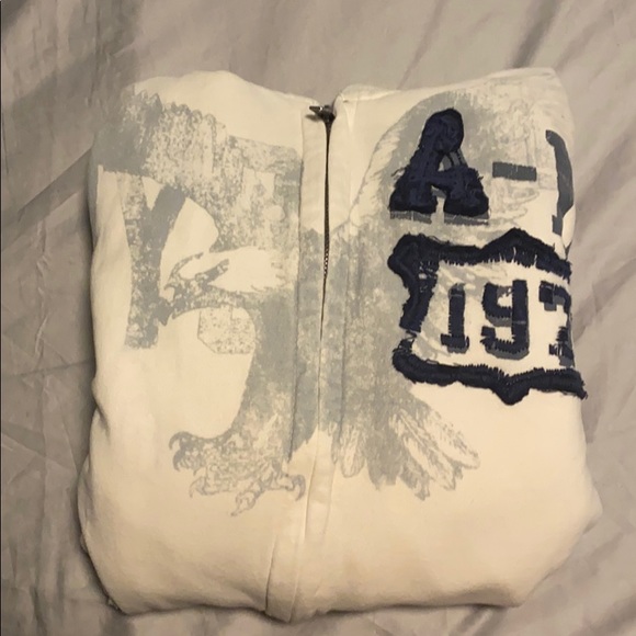 Men’s American Eagle Zip-Up Sweatshirt - Picture 10 of 12